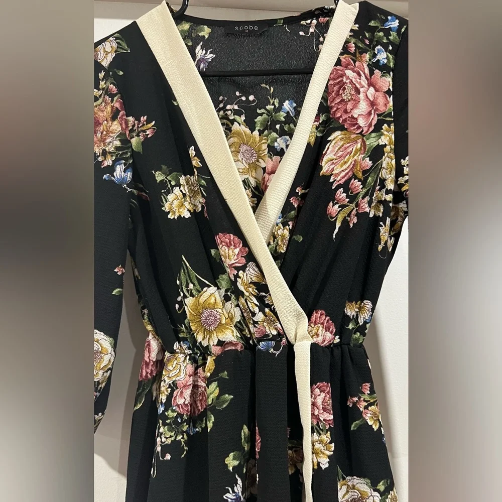 Scobe Floral Dress cute for Easter! - Picture 3 of 9